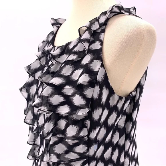 Adrianna Papel Petites Tiered Ruffle Detail Dress - Picture 4 of 8